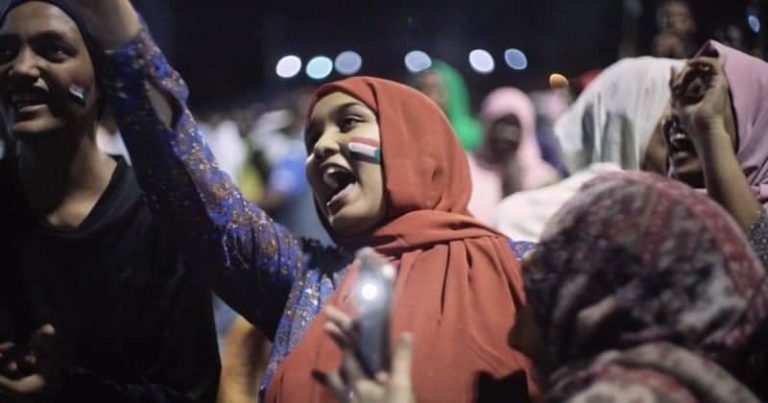 Read more about the article “السودان، تذكرنا” للتونسية “هند المدب” يشارك في مهرجان البندقية السينمائي 2024